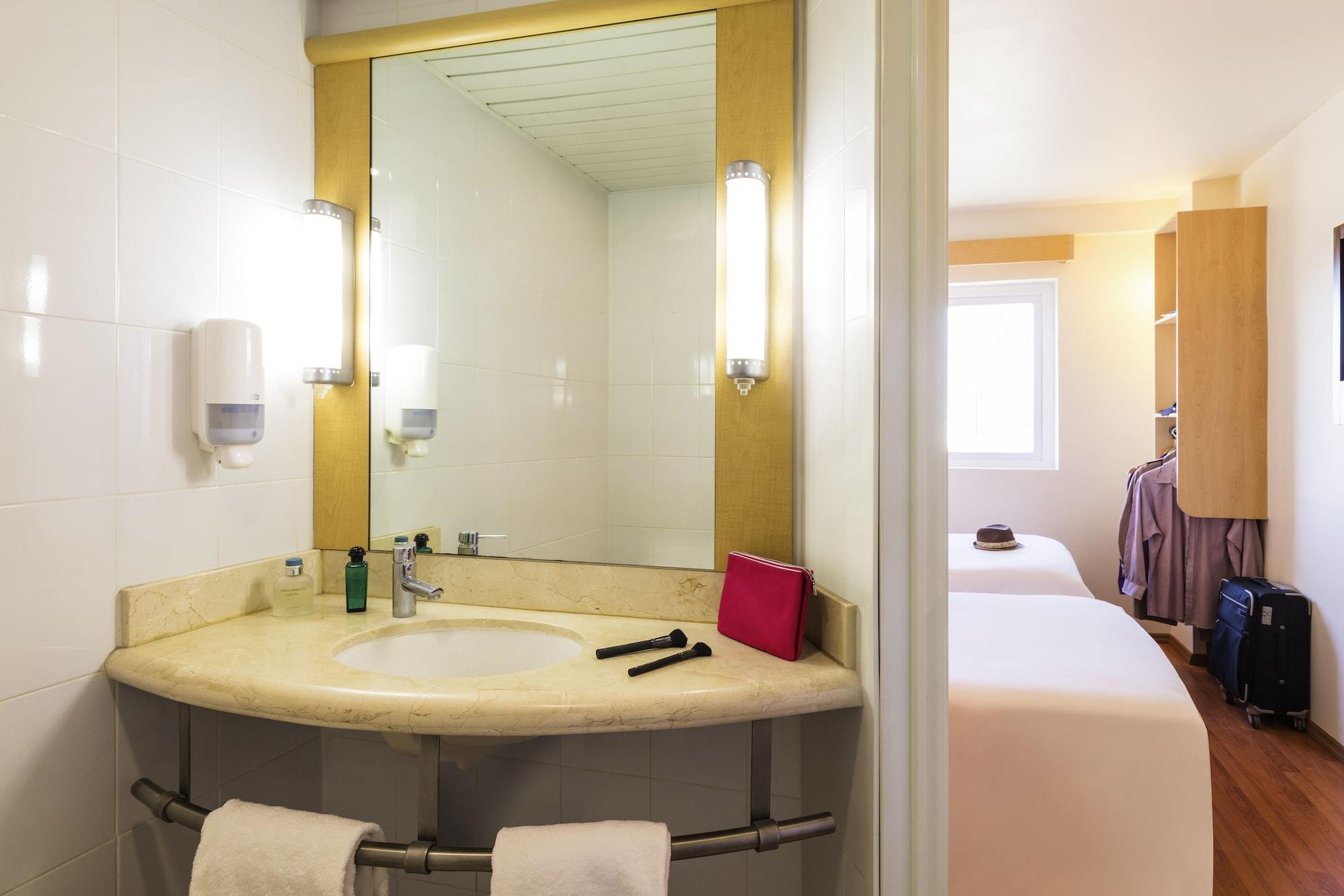 Ibis Aguascalientes Norte Bagian luar foto