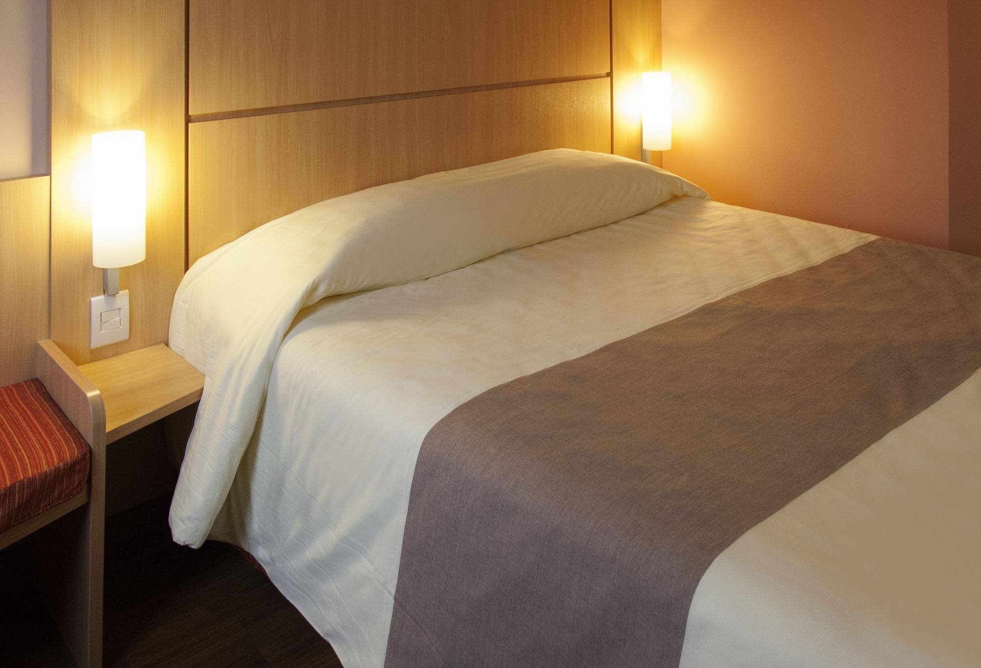 Ibis Aguascalientes Norte Bagian luar foto