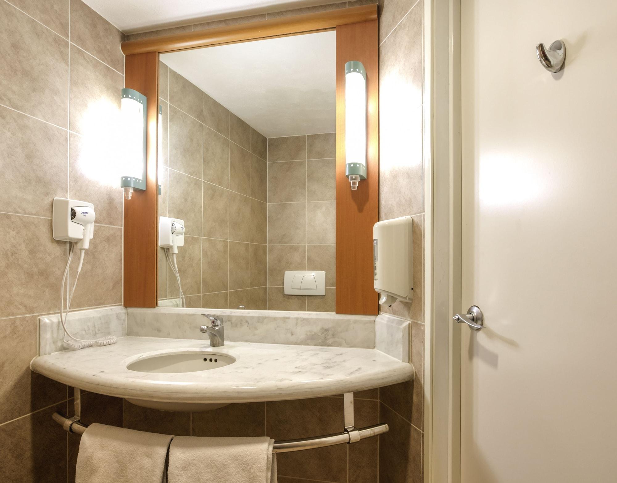 Ibis Aguascalientes Norte Bagian luar foto