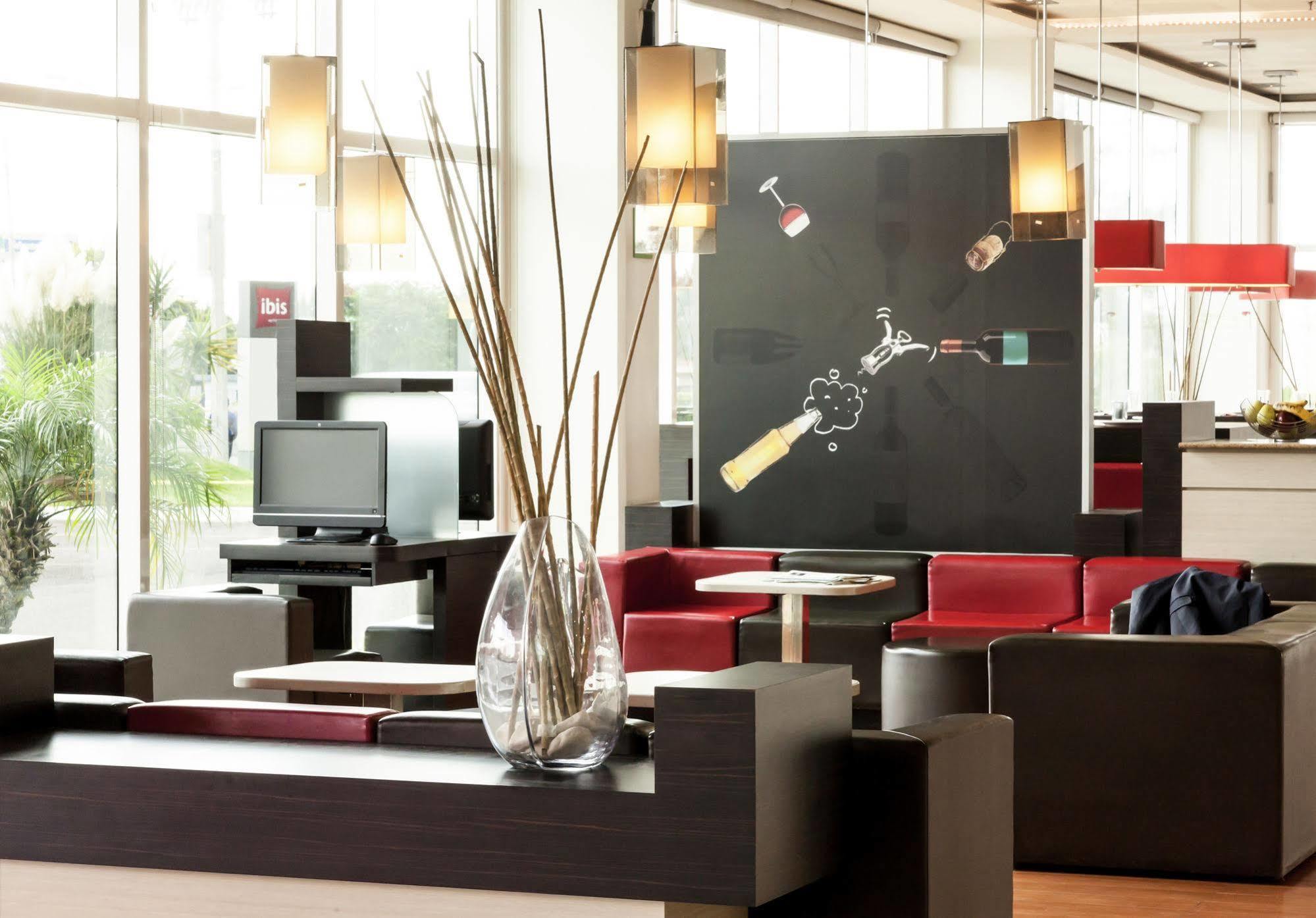 Ibis Aguascalientes Norte Bagian luar foto
